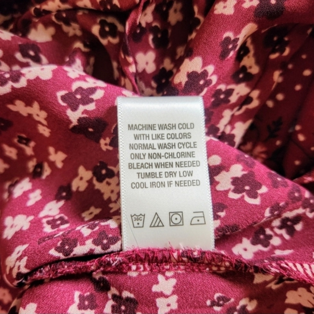 West Kei Berry Red Floral Peasant Blouse Balloon Sleeve Keyhole Neck Size M - Picture 9 of 13